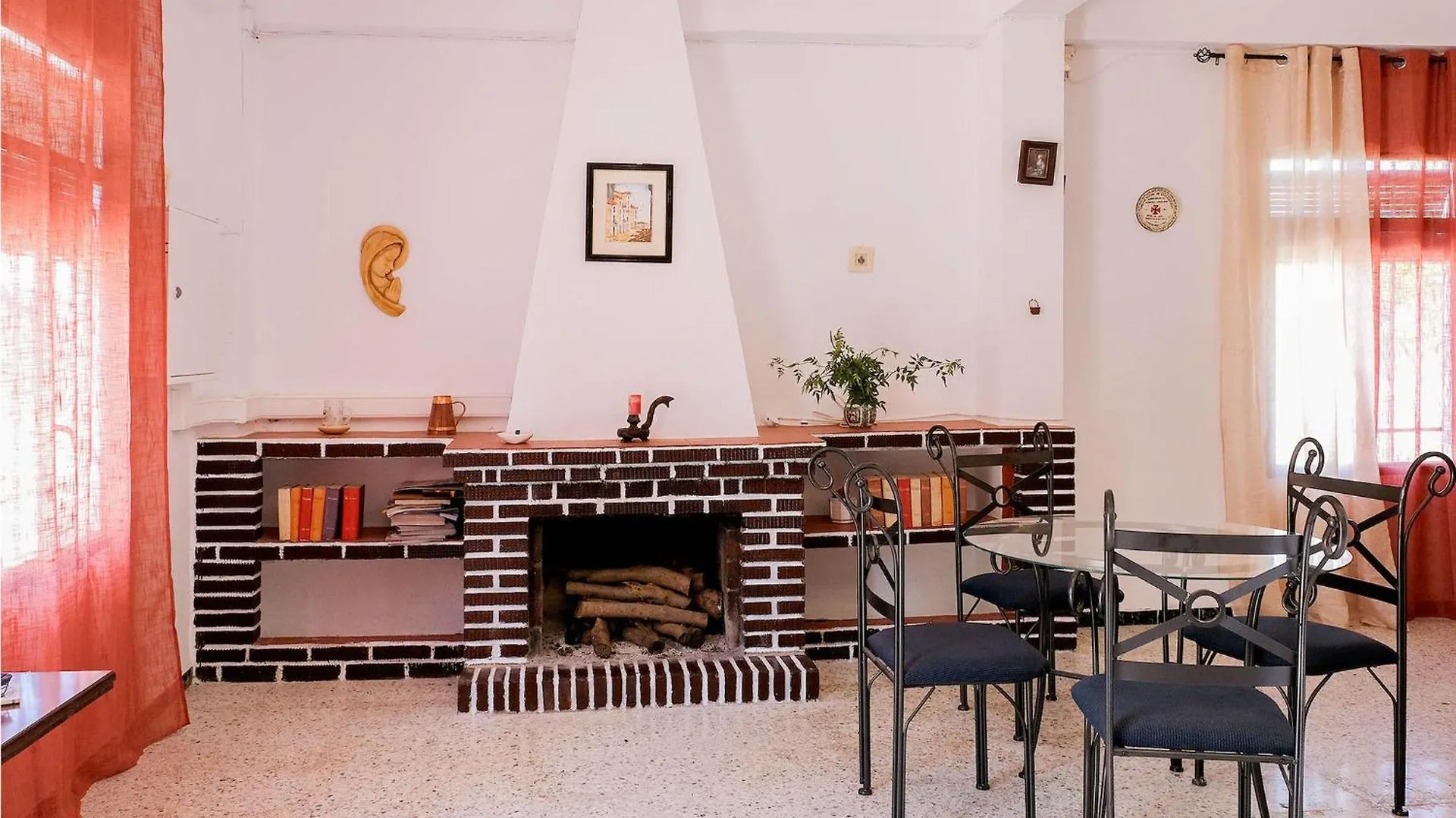 Holiday home Cozy Home In Puente Genil Spain