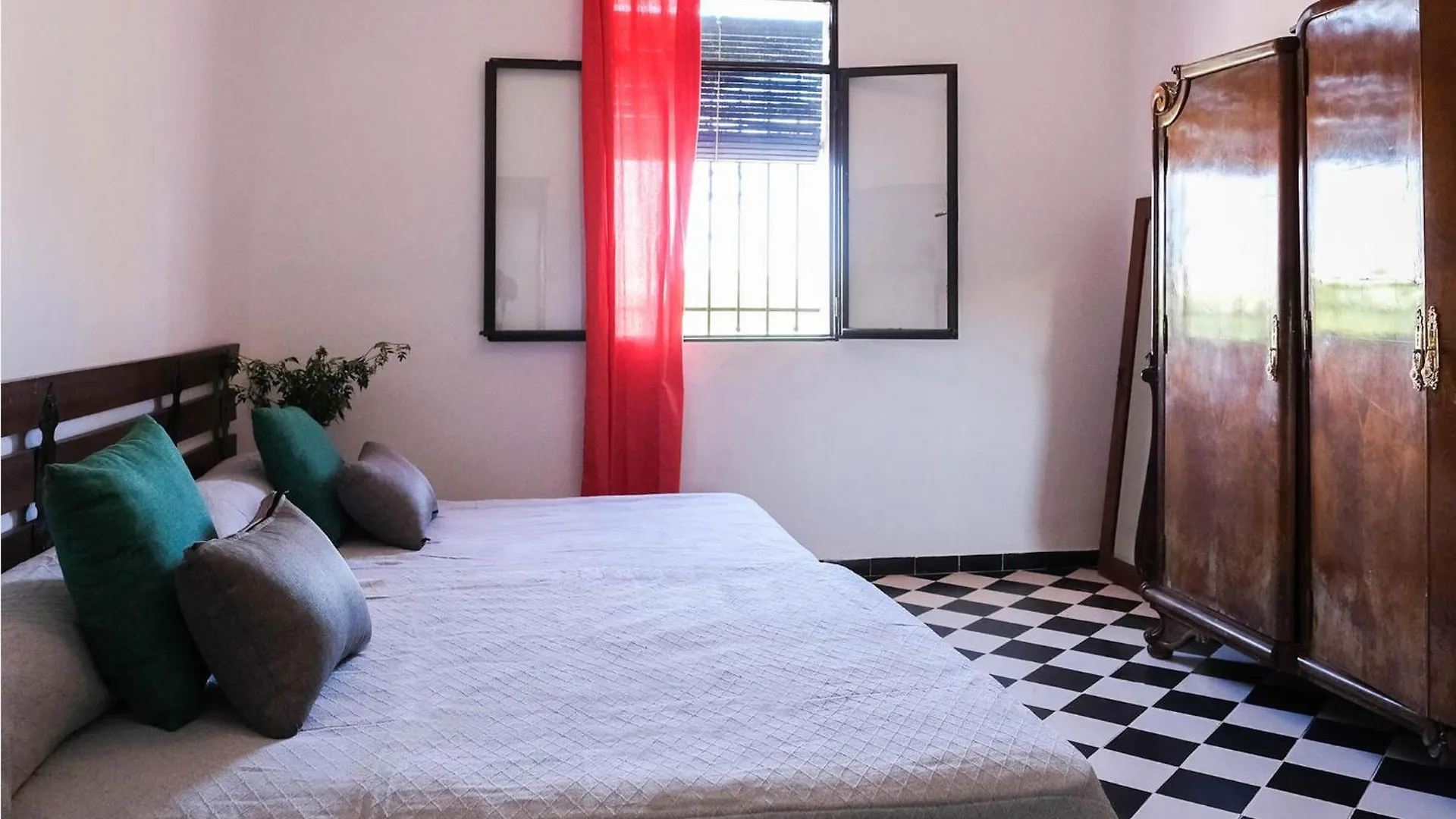 Cozy Home In Puente Genil Spain