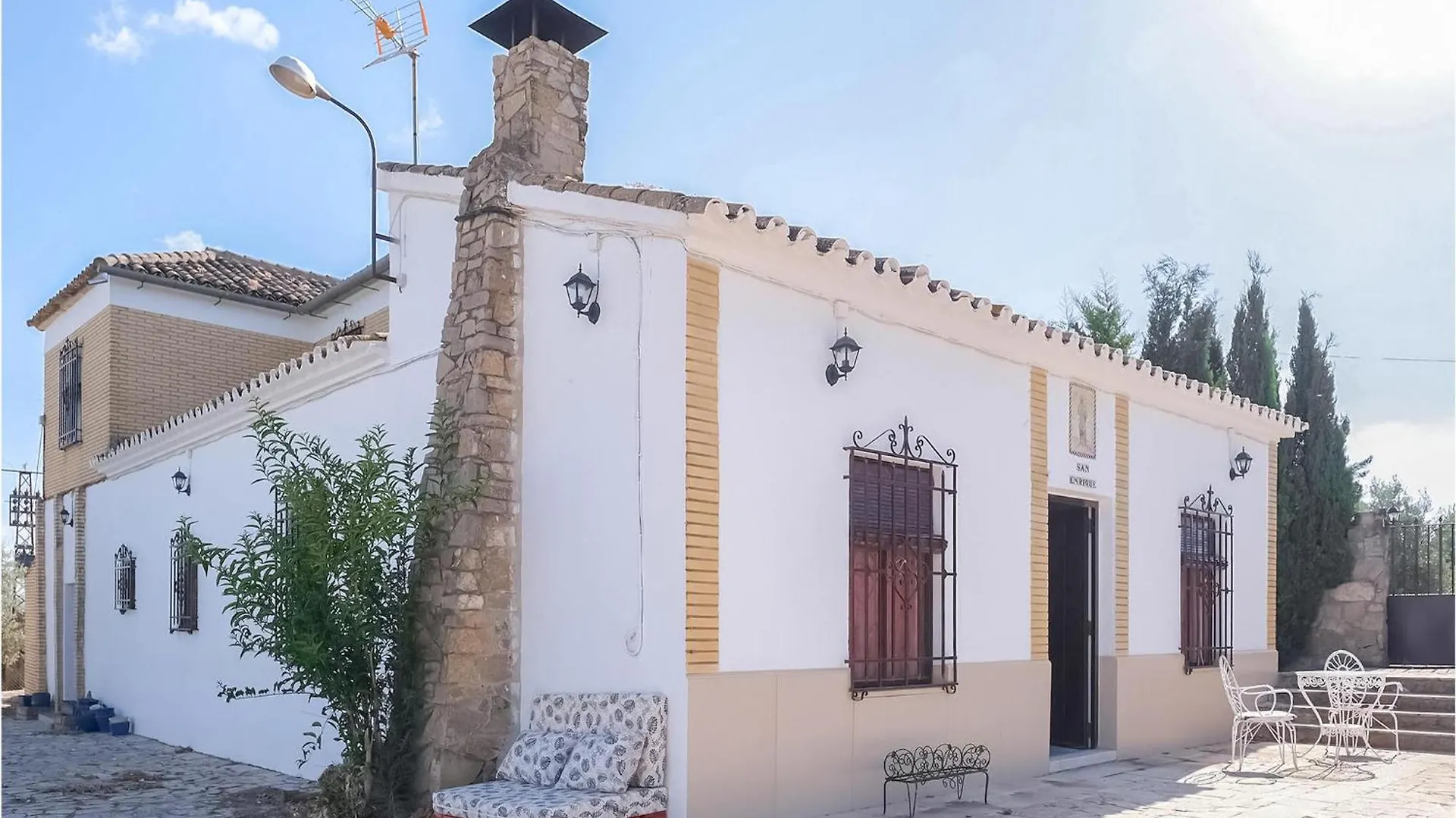 Cozy Home In Puente Genil 0*,