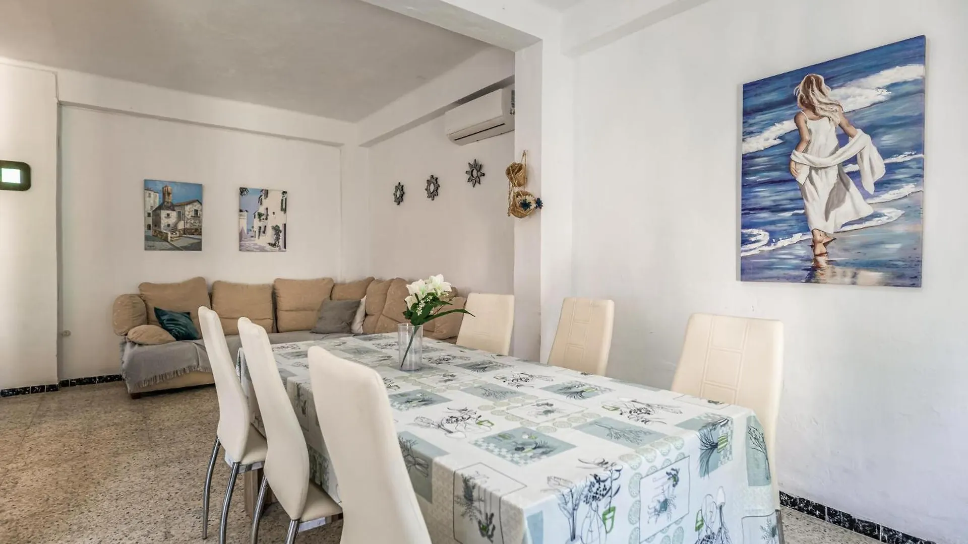 Cozy Home In Puente Genil